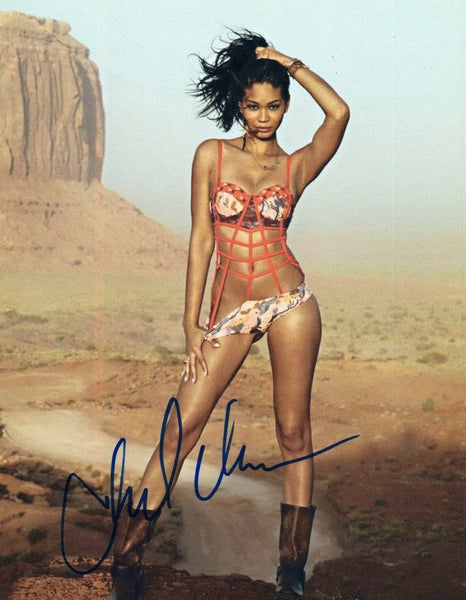 Chanel Iman Signed Autographed 8x10 Photo Hot Sexy Model COA VD