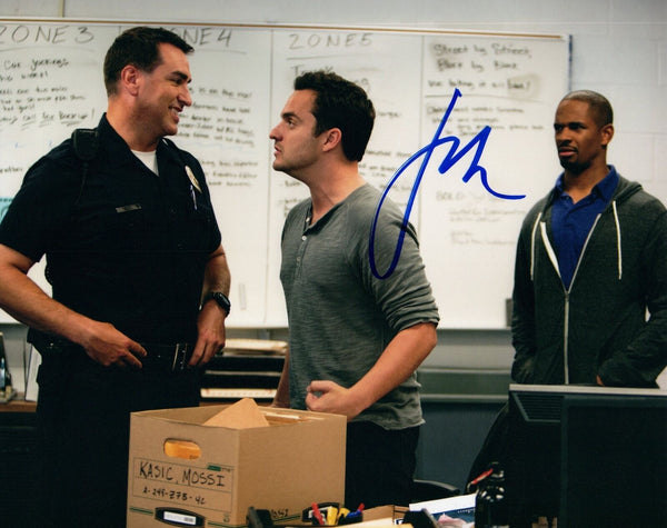 Jake Johnson Signed Autographed 8x10 Photo New Girl Lets Be Cops COA VD
