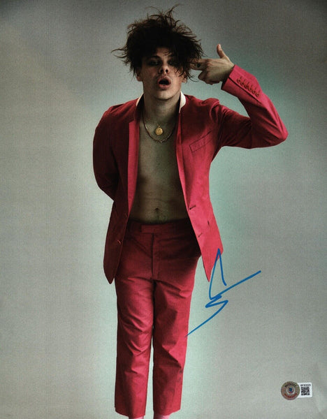 Yungblud Signed Autographed 11x14 Photo Beckett COA