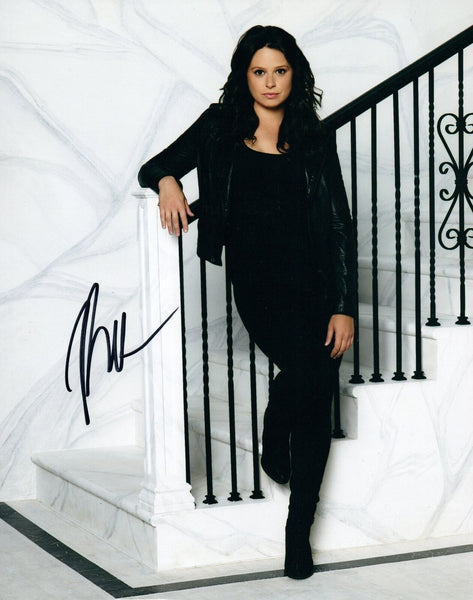 Katie Lowes Signed Autographed 8x10 Photo Scandal Actress COA VD