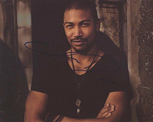 Charles Michael Davis Signed Autographed 8x10 Photo The Originals COA VD