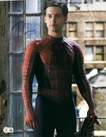 Tobey Maguire Signed 11x14 Photo Spider-Man Autograph Peter Parker Beckett COA