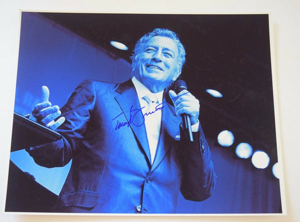 Tony Bennett Signed Autographed 11x14 Photo COA VD