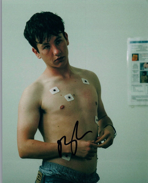 BARRY KEOGHAN Signed 8x10 Photo Shirtless Pose DUNKIRK Actor COA