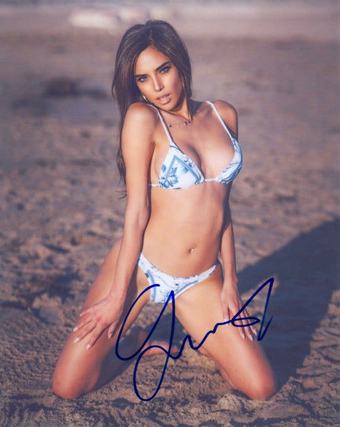 Leonela Ticcina Signed Autographed 8x10 Photo Model COA