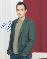 Paul Blackthorne Signed Autographed 8x10 Photo Arrow Lipstick Jungle COA VD