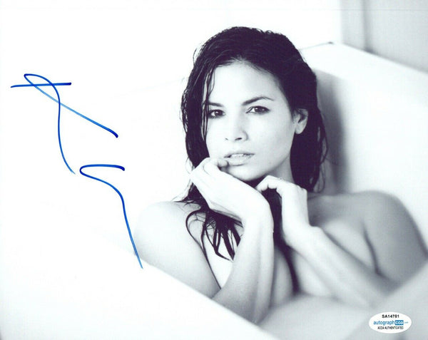 Katrina Law Signed Autographed 8x10 Photo Spartacus Arrow Actress ACOA COA