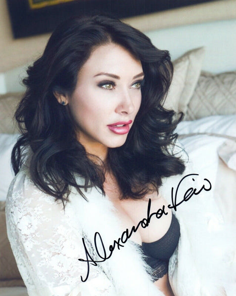 Alexandra Vino Signed Autographed 8x10 Photo Mile 22 Actress COA