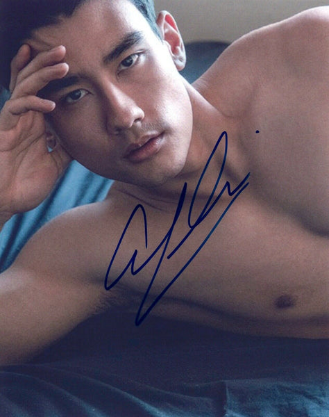 Alex Landi Signed Autographed 8x10 Photo GREY'S ANATOMY Actor Shirtless Pose COA