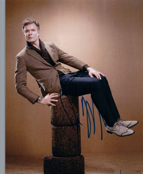 Joel McHale Signed Autographed 8x10 Photo Community The Soup COA VD