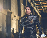 Robbie Amell Signed Autograph 8x10 Photo The Flash The Tomorrow People ACOA COA