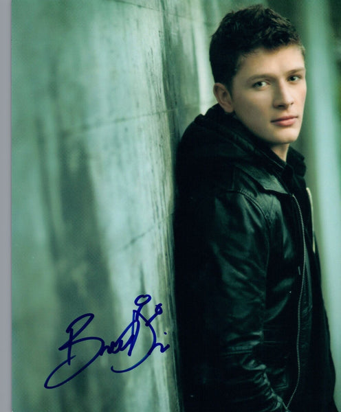 Brett Dier Signed Autographed 8x10 Photo Ravenswood Jane the Virgin coa