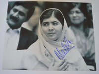 Malala Yousafzai Signed Autographed 11x14 Photo Nobel Peace Prize Winner COA VD