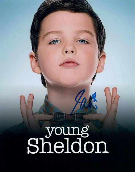 IAIN ARMITAGE Signed Autographed 8x10 Photo YOUNG SHELDON Child Actor COA