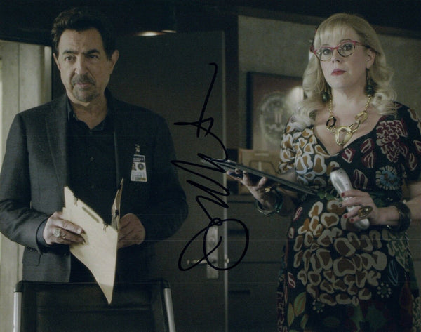 Joe Mantegna  Signed Autographed 8x10 Photo CRIMINAL MINDS Actor COA
