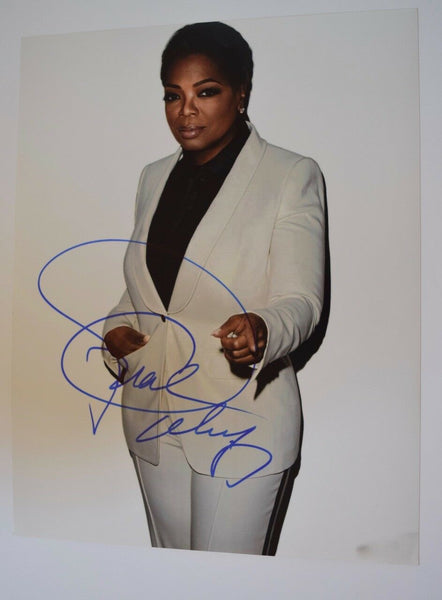 Oprah Winfrey Signed Autographed 11x14 Photo COA VD