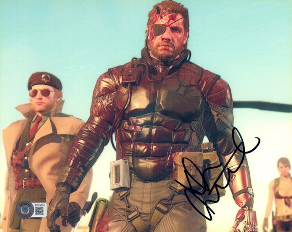 Kiefer Sutherland Signed 8x10 Photo Metal Gear Solid V Snake Beckett COA