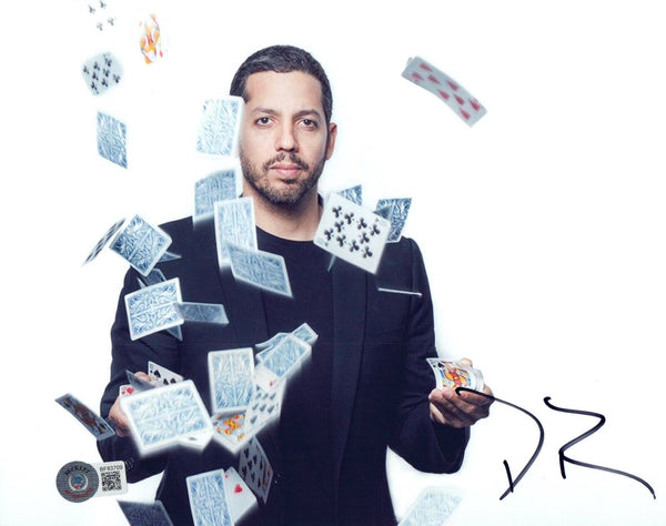 David Blaine Signed Autographed 8x10 Photo Illusionist Magician Beckett COA