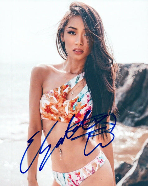 Elizabeth Tran Signed Autographed 8x10 Photo Model COA