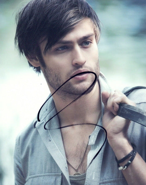 Douglas Booth Signed Autographed 8x10 Photo Hot Handsome Actor & Model COA AB