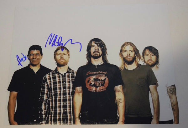 Pat Smear & Nate Mendel Signed Autographed 11x14 Photo FOO FIGHTERS COA