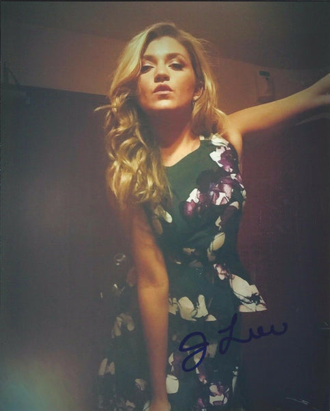 Jessica Lowe Signed Autographed 8x10 Photo Wrecked Blended Actress E