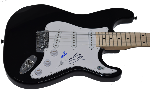 The Chainsmokers Signed Electric Guitar Alex Pall Andrew Taggart Beckett COA