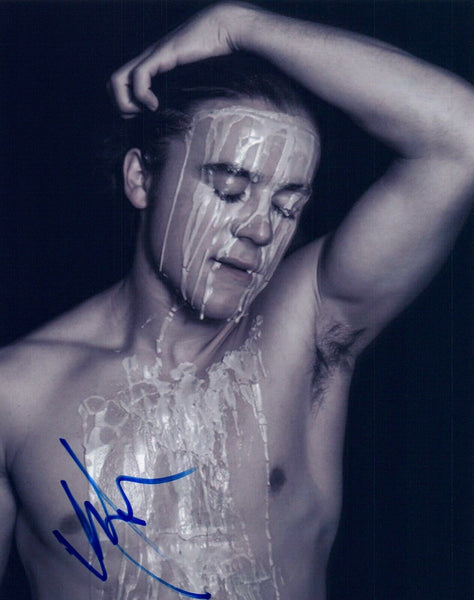 Keean Johnson Signed Autograph 8x10 Photo ALITA BATTLE ANGEL Shirtless Actor COA